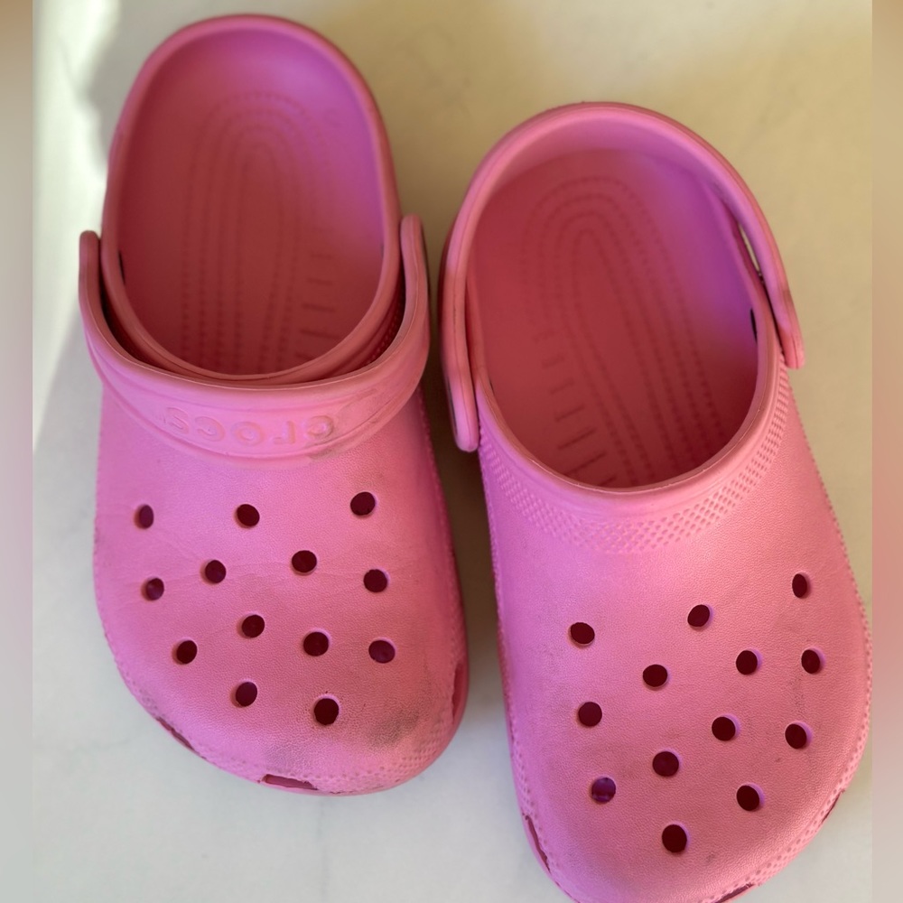 Pink crocs size 1 big kids